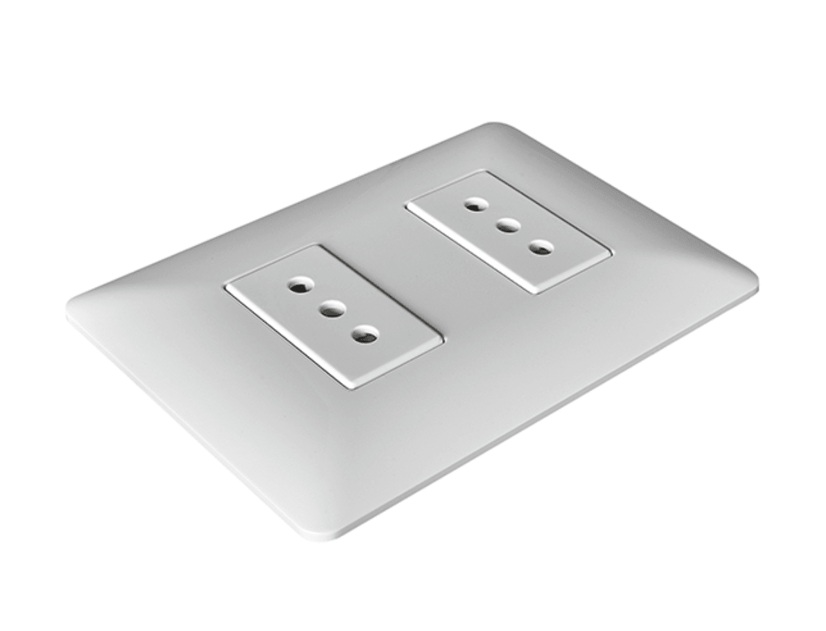 Enchufe Doble 10A 250V3