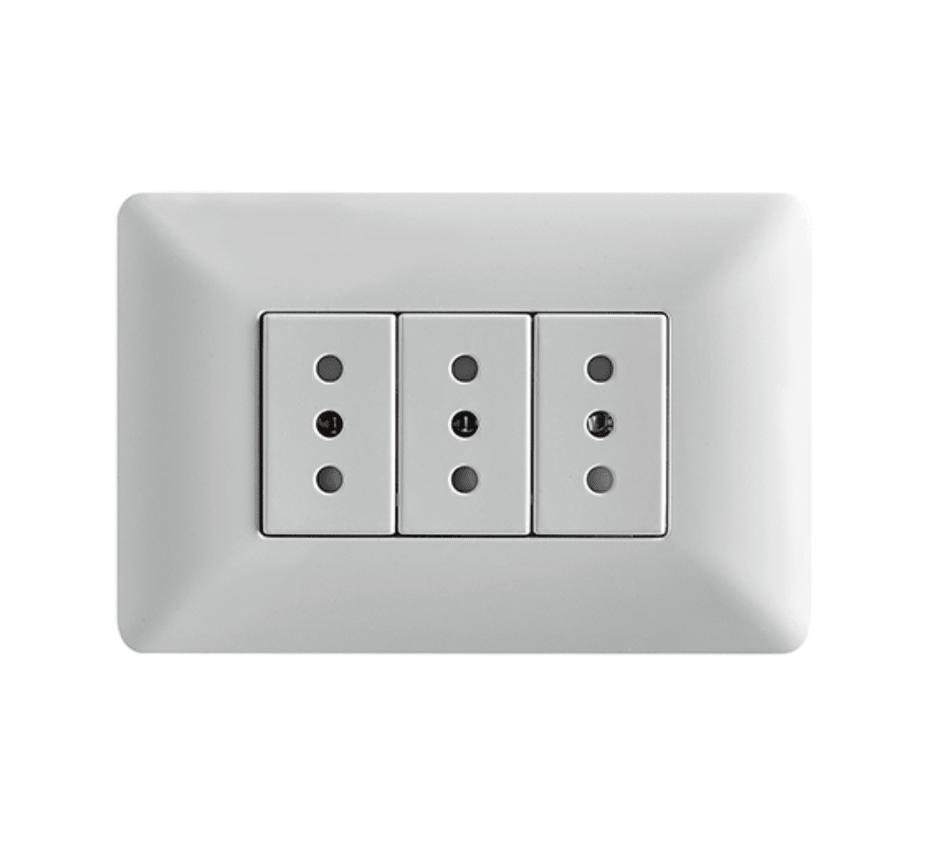 Enchufe Triple 10A 250V 0