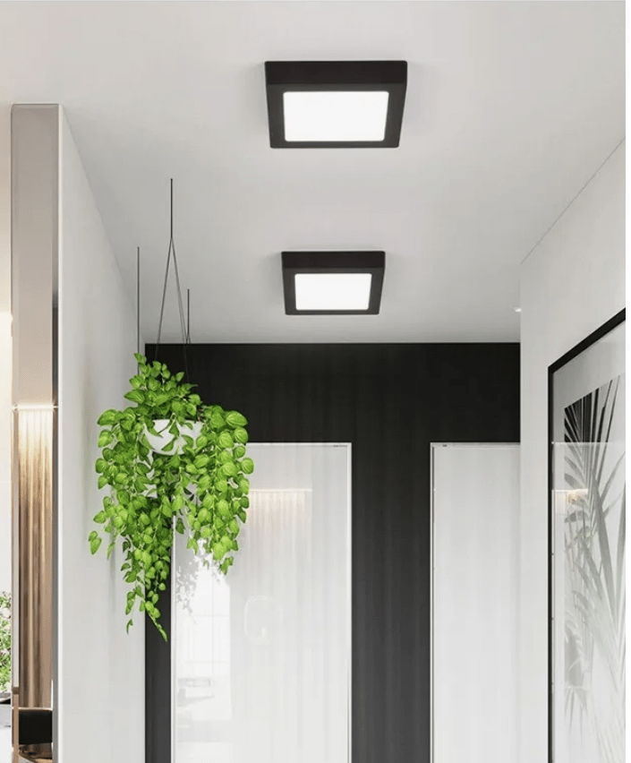 Panel LED Cuadrado Sobrepuesto – 24W Negro | Luz fría4