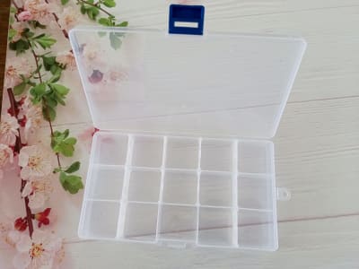 CAJA ORGANIZADORA 15 SEPARACIONES 17.3X9.8X2.3CM PLASTICO DREAM DIY 237011