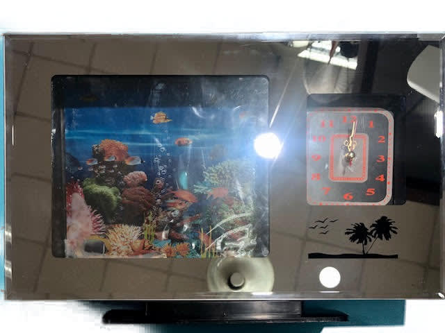LAMPARA ACUARIO CON RELOJ1