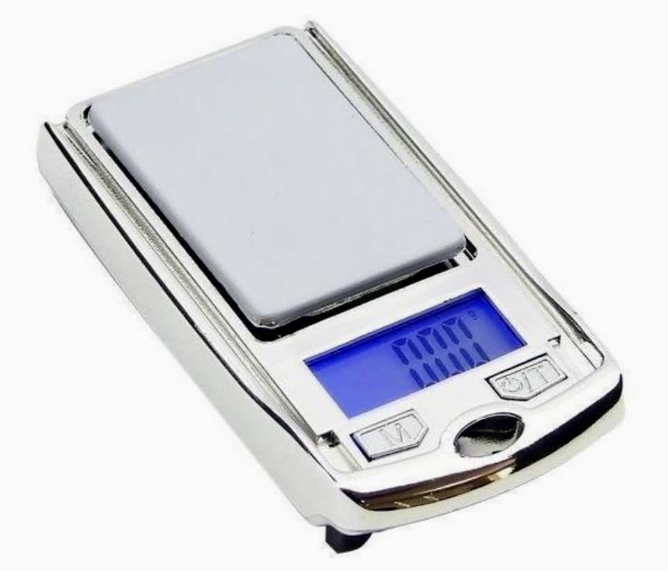 PESA GRAMERA MINI MAX.200 GRS. TIPO LLAVE DE AUTO T1822