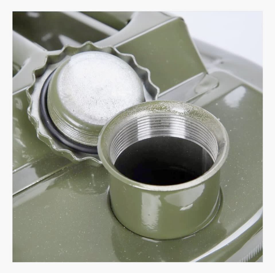 BIDON METALICO 20 LITROS PARA COMBUSTIBLE BENCINA O DIESEL.3