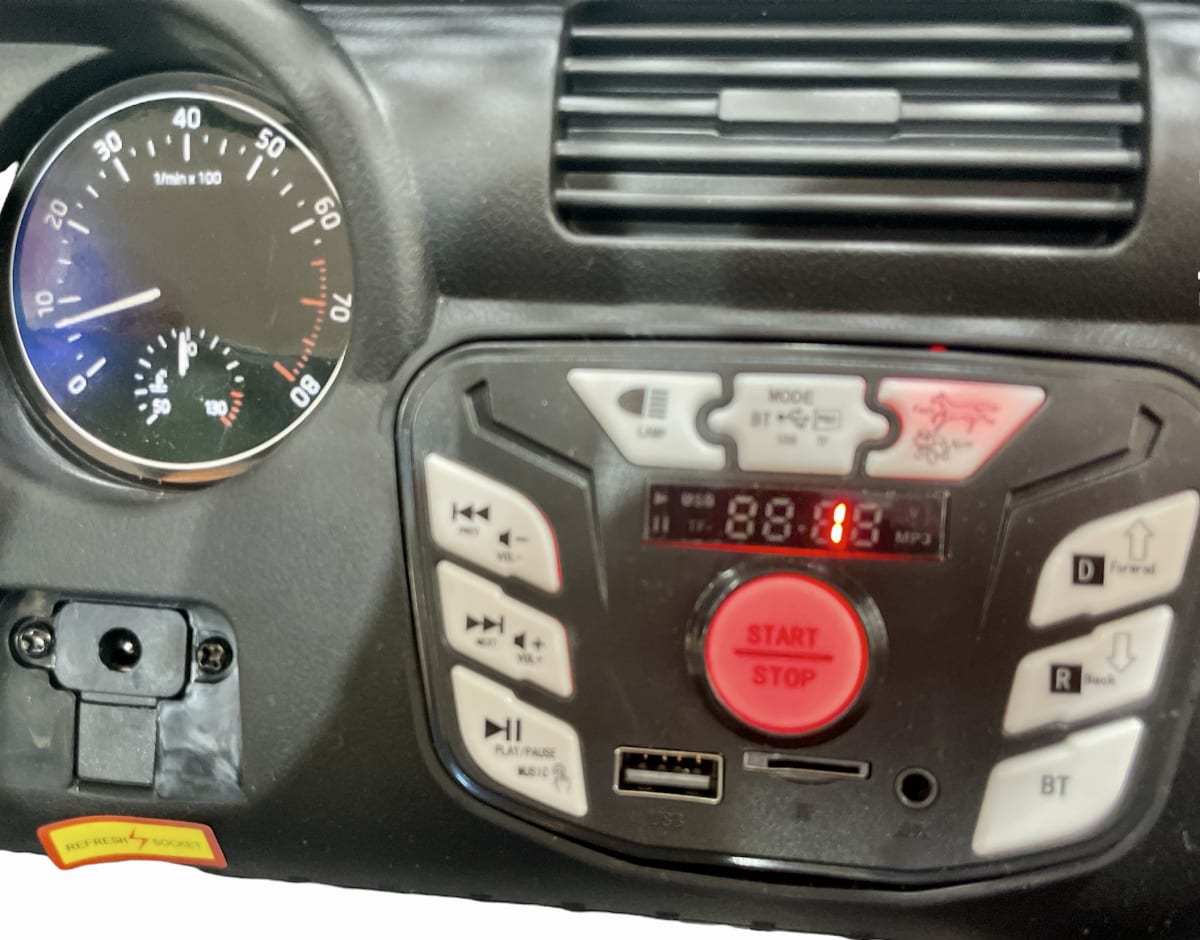 JEEP A BATERIA LUZ Y SONIDO NARANJO JC666NA5