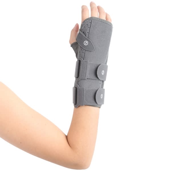MUÑEQUERA CON FÉRULA PALMAR-DORSAL1