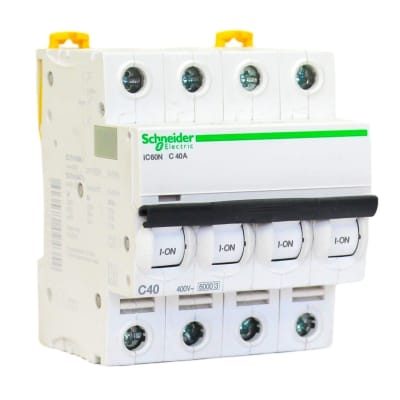 Int. Automatico Schneider IC60N - 4x40A 10KA C Acti9 A9F774401