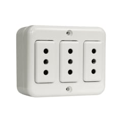 Enchufe Triple Sobrepuesto 10A - Stanford