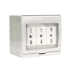 Caja Hidrobox Interperie con Tomacorriente Triple 10/16A 250V IP55 - Stanford
