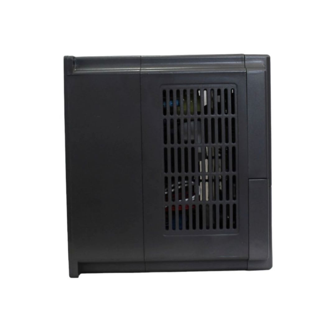 Variador de Frecuencia 380V 2.2kW (3HP) YCB1000-4T0022G CNC - Vista 3