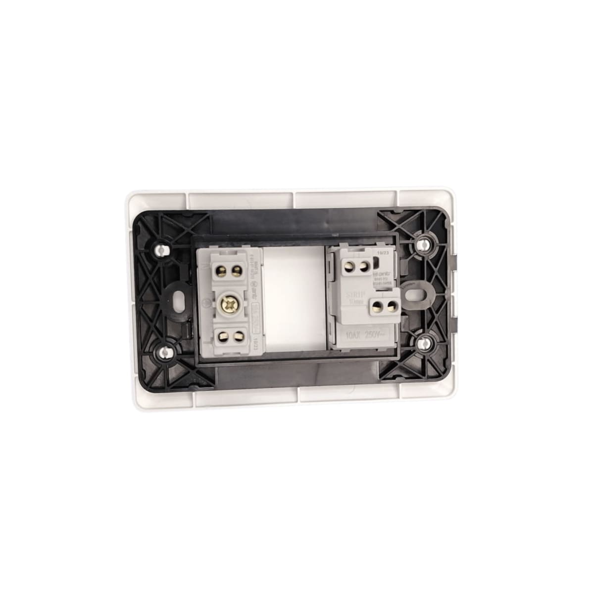 Interruptor Simple Emb. 9/12 + Enchufe Simple 10/16A 250V Blanco - Want4