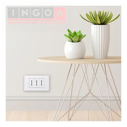 Enchufe Triple Emb. 10A 250V Blanco Base Metalica - Want - Vista 6