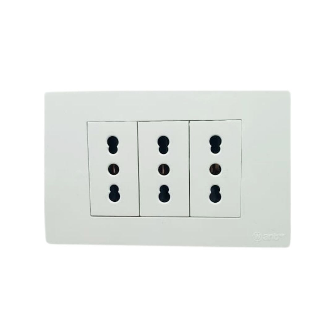 Enchufe Triple Emb. 10/16A 250V Blanco Base Metalica - Want - Imagen Principal