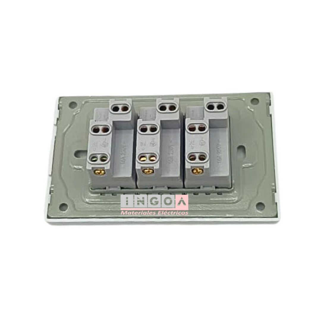 Enchufe Triple Emb. 10/16A 250V Blanco Base Metalica - Want - Vista 3
