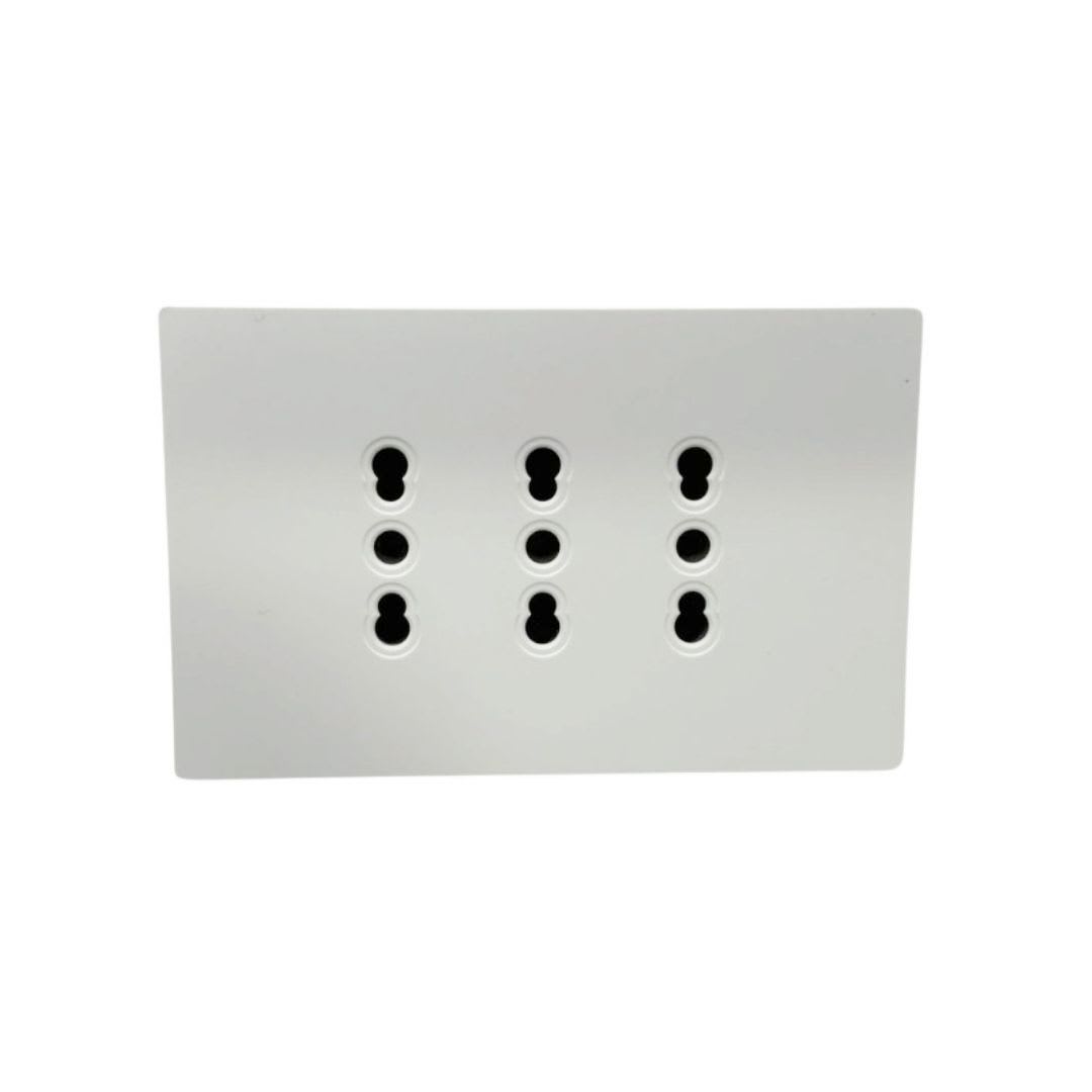 Enchufe Triple Plano Puenteado Emb. 10/16A 250V Blanco Base Metalica - Want 0