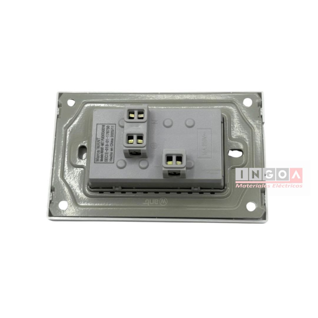 Enchufe Triple Plano Puenteado Emb. 10/16A 250V Blanco Base Metalica - Want4