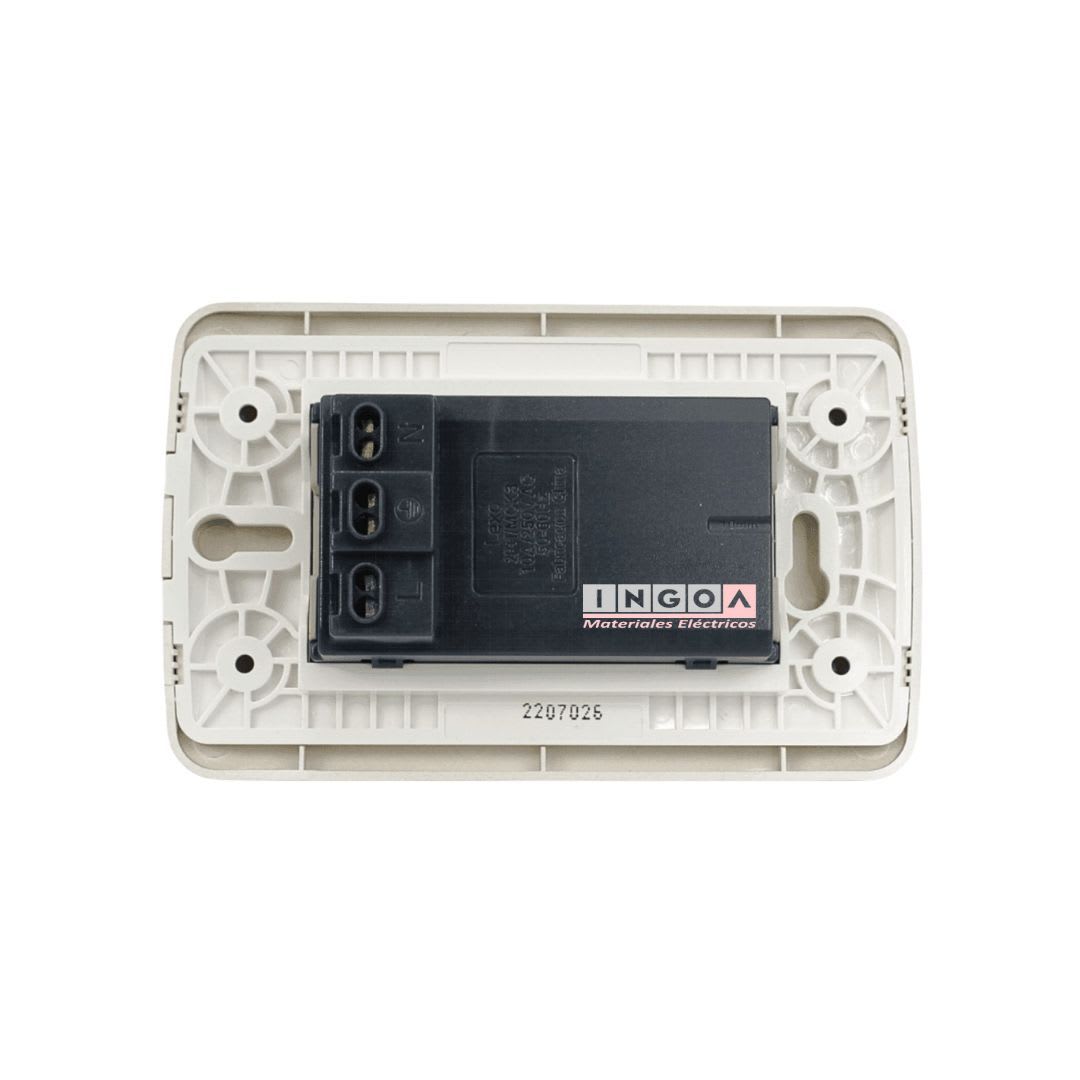 Enchufe Triple Puenteado Emb. 10A 250V Mod. Beige Placa Titanio Lexo3
