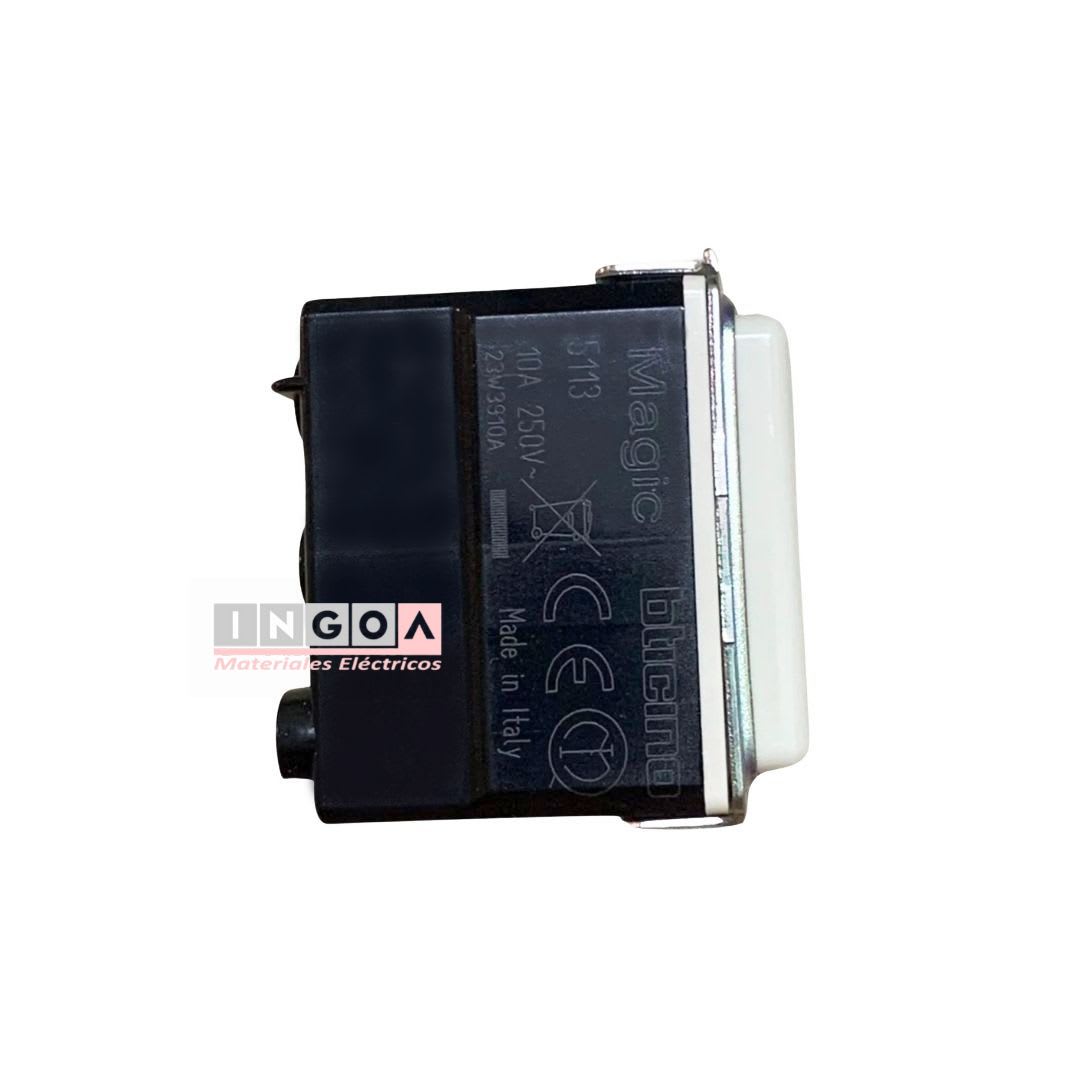 Modulo Enchufe 2P+T 10A Magic 5113 Marfil - Bticino - Vista 4