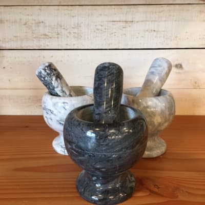 Mortero de Piedra blanco, Nau