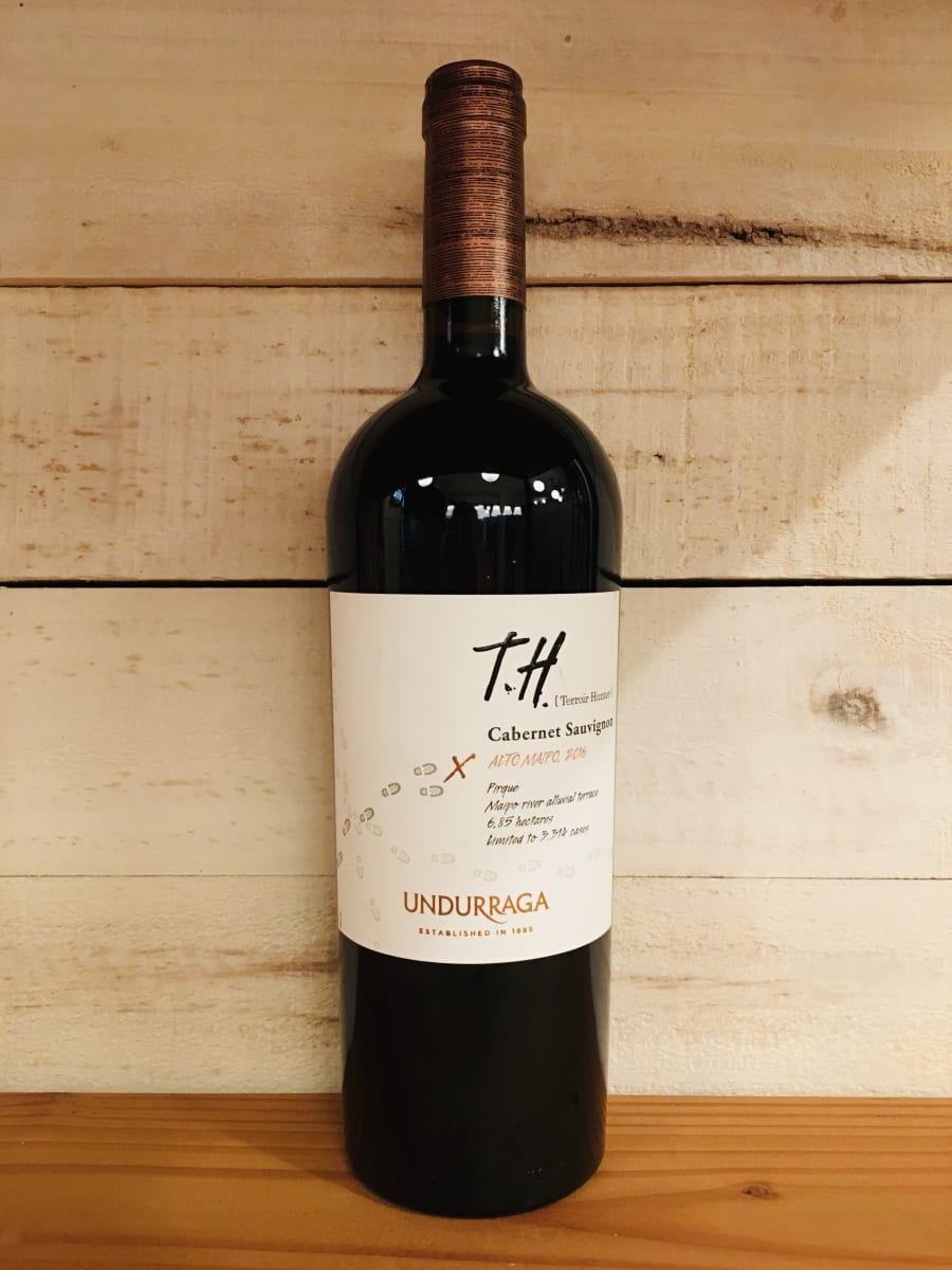 Undurraga T.H. Alto Maipo Sauvignon 750cc Wine & Market