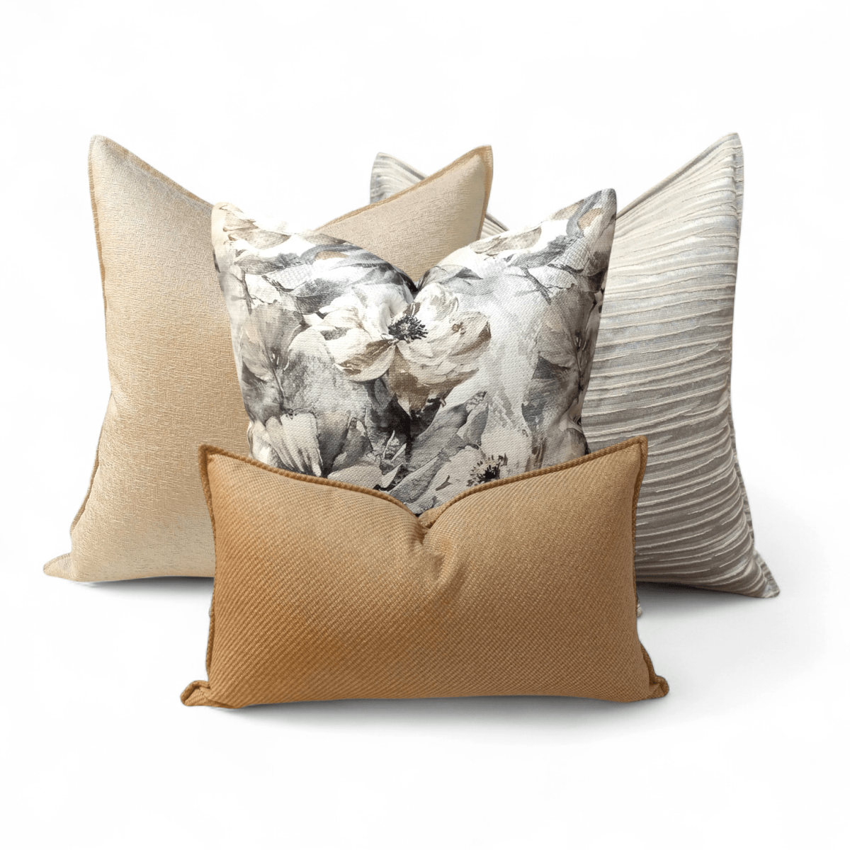 SET DE COJINES FLORAL GRIS LUX EN PLUMAS1