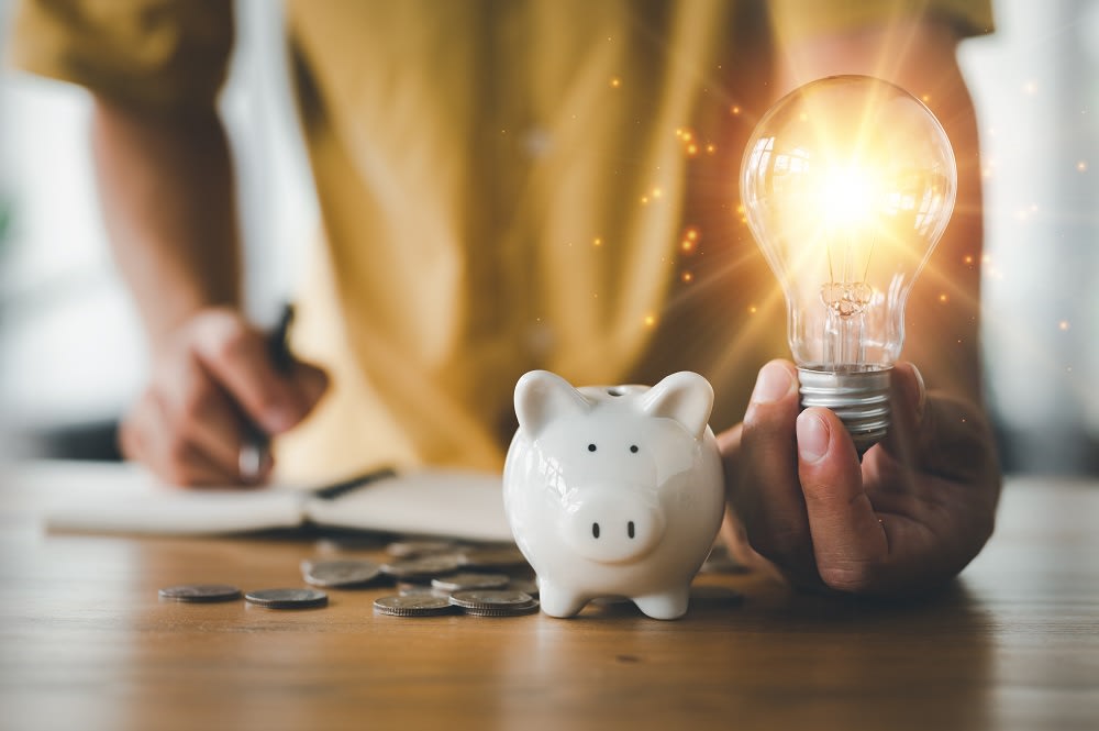 ¿Qué hacer para ahorrar en la cuenta de electricidad en Chile?