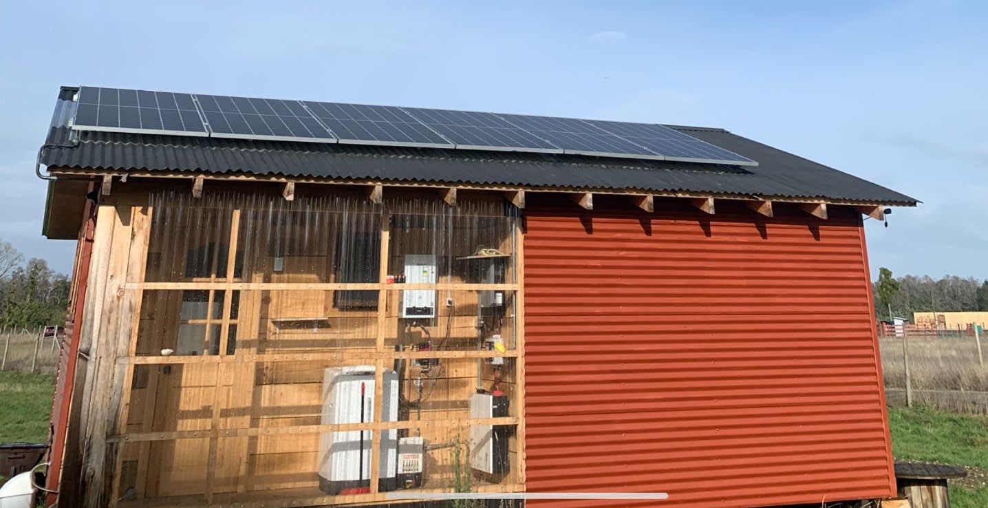 Proyecto Fotovoltaico Off Grid en la región de Los Lagos, Puerto Montt