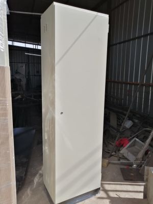 Gabinete Solar Fotovoltaico y Porta Baterías