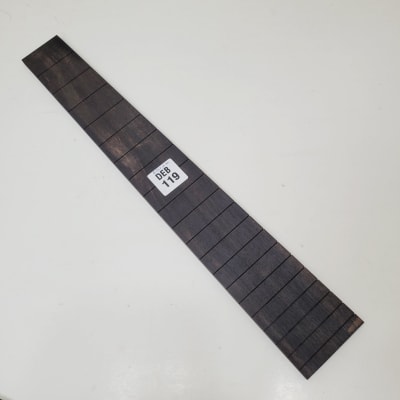 Diapason Ranurado REF: DEB-119 de Ebano para Guitarra Clasica Escala 650mm1