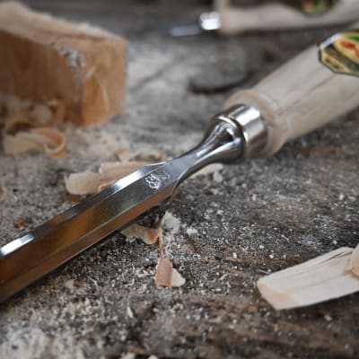 Formon Carpintero Two Cherries 1001 de 12 mm de ancho2