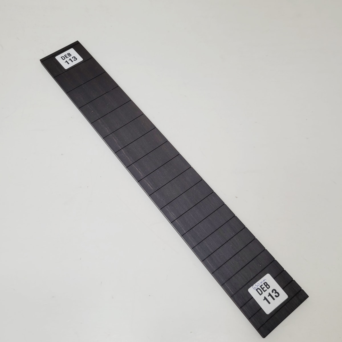 Diapason Ranurado REF: DEB-113 de Ebano para Guitarra Clasica Escala 650mm4