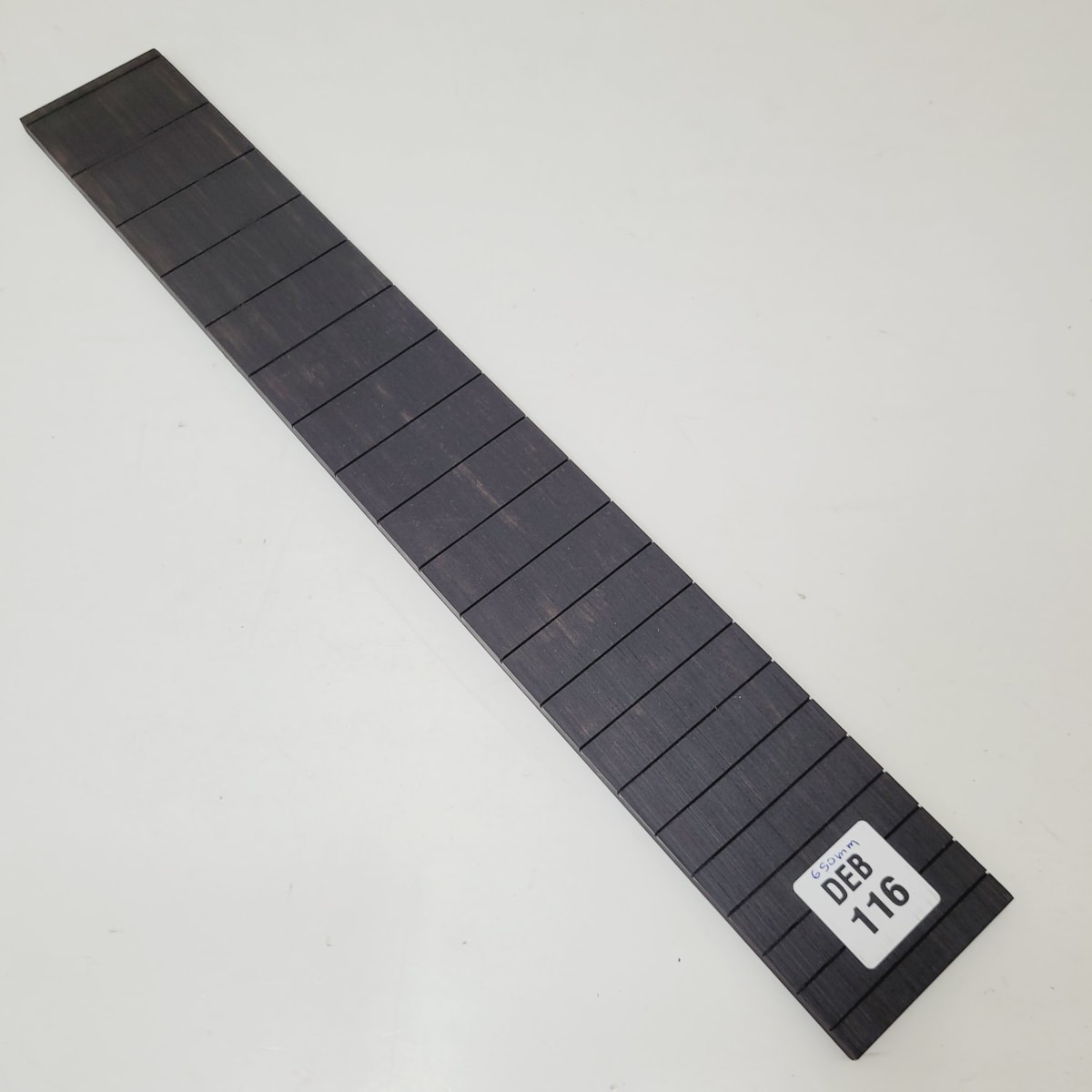 Diapason Ranurado REF: DEB-116 de Ebano para Guitarra Clasica Escala 650mm4