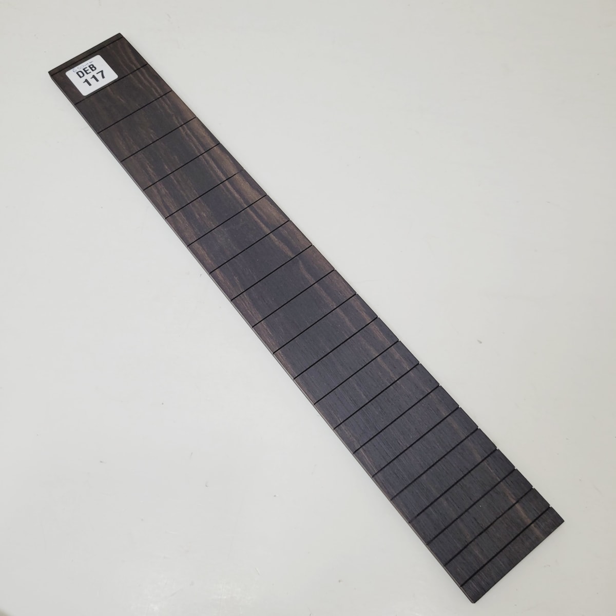 Diapason Ranurado REF: DEB-117 de Ebano para Guitarra Clasica Escala 650mm4