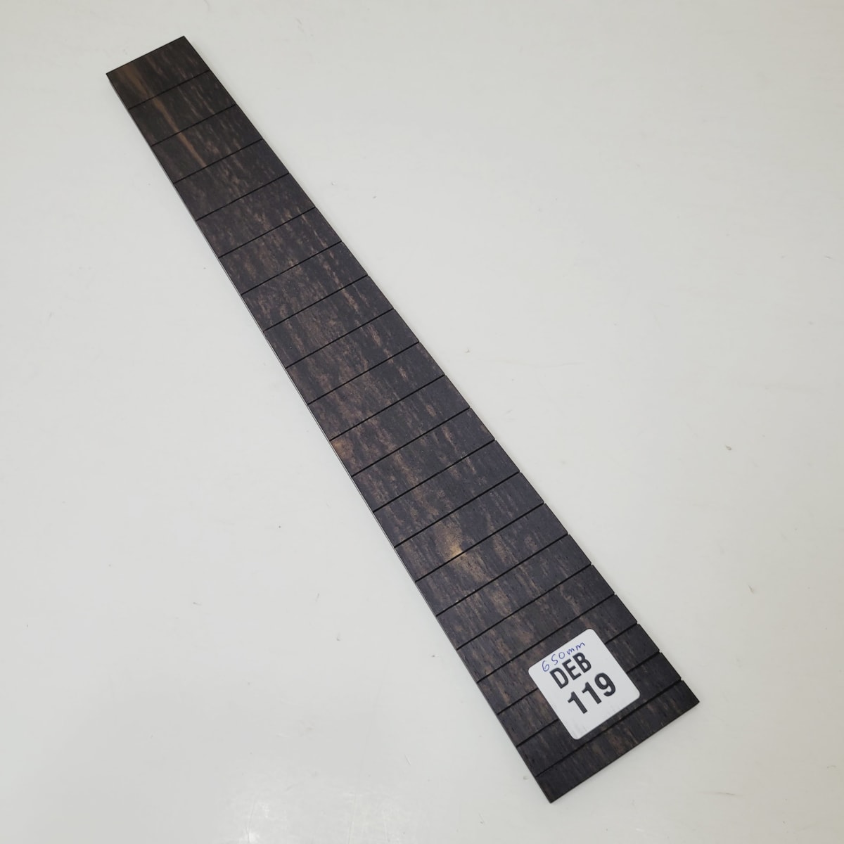 Diapason Ranurado REF: DEB-119 de Ebano para Guitarra Clasica Escala 650mm2