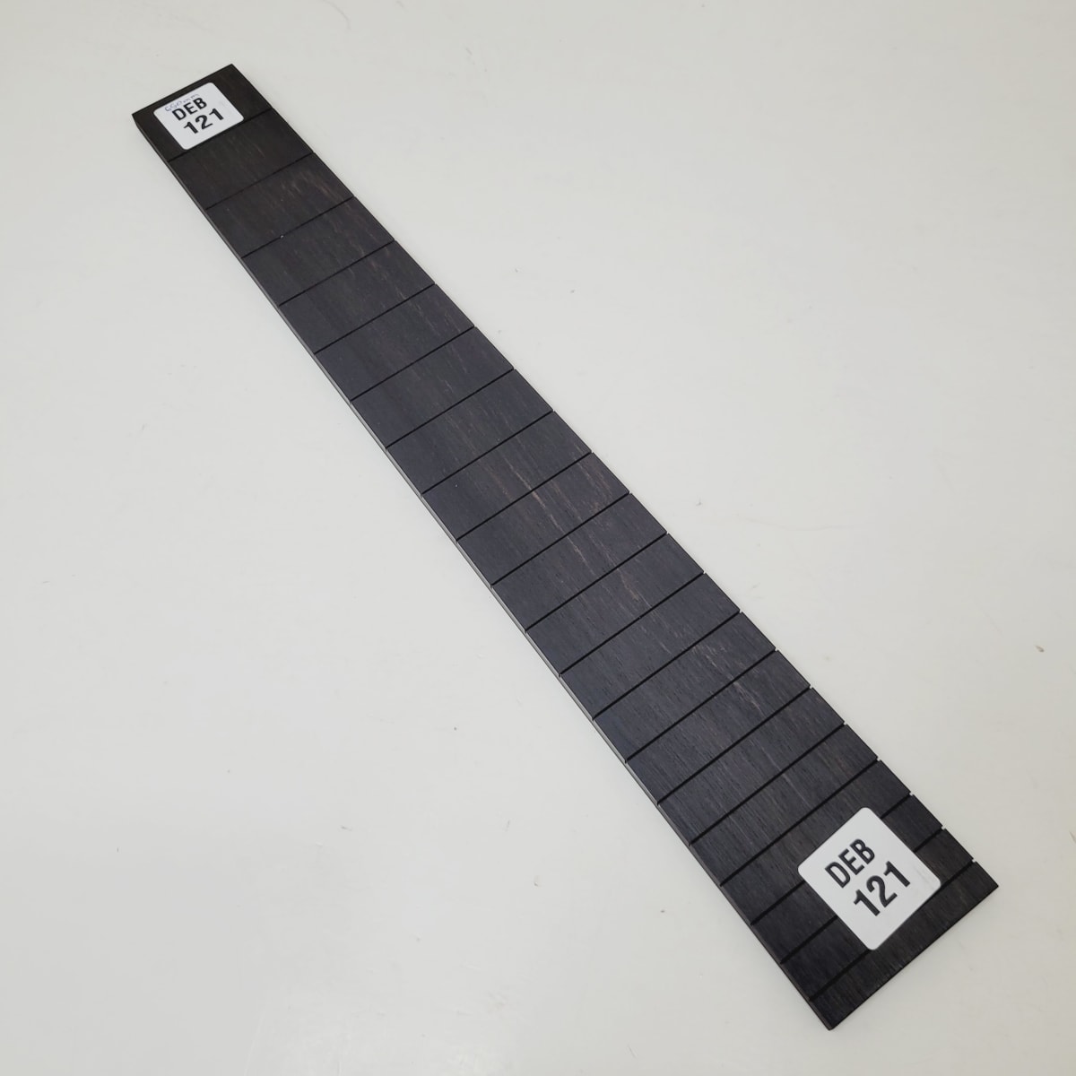 Diapason Ranurado REF: DEB-121 de Ebano para Guitarra Clasica Escala 650mm 0