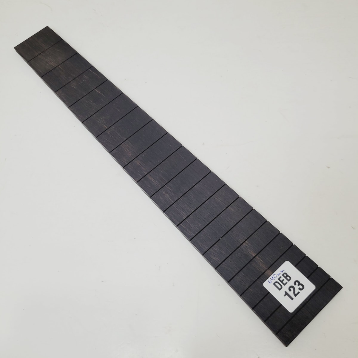 Diapason Ranurado REF: DEB-123 de Ebano para Guitarra Clasica Escala 640mm 0