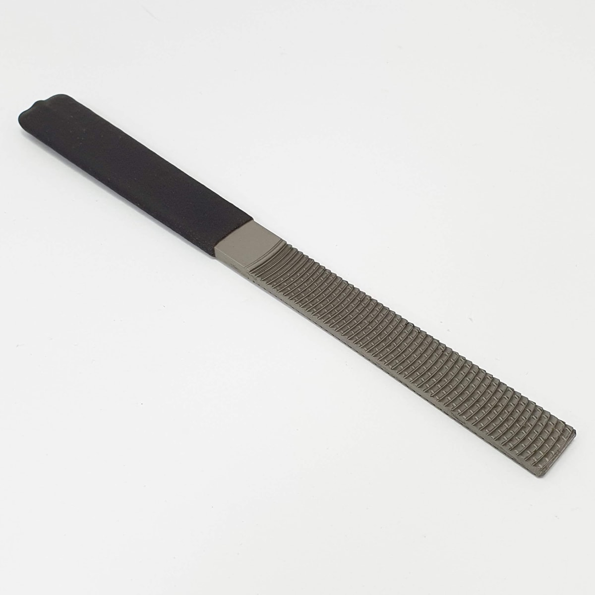 Escofina Japonesa Plana de 150 mm5