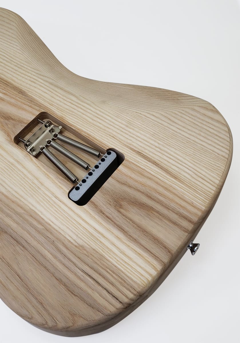 Kit LBLuthier de Guitarra Eléctrica Tipo Strato Mod: A Cap: S-S-S Hardware Gotoh® Incluido18