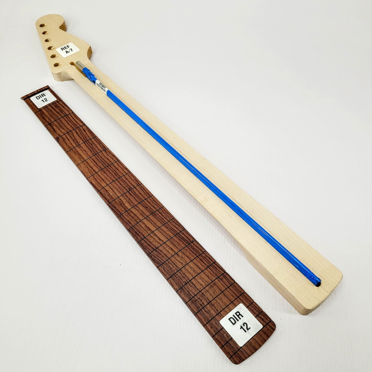 Kit 03 de Mastil Semi Elaborado Tipo Strato + Diapason Ranurado + Tensor4