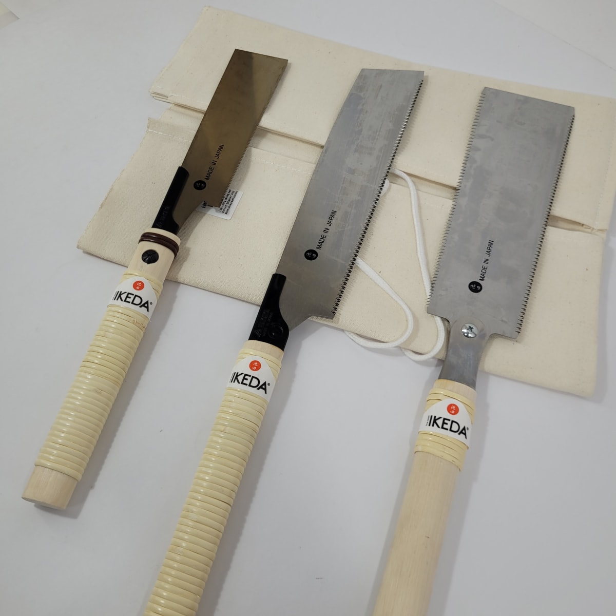 Pack 3 Sierras Ikeda mas Estuche6