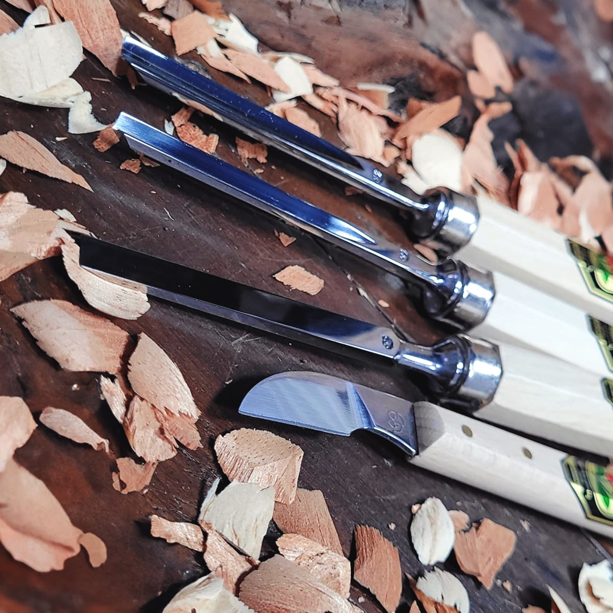 Set 3424 SB de 3 Mini Gubias y 1 Cuchillo Two Cherries para Xilografia y Tallado5