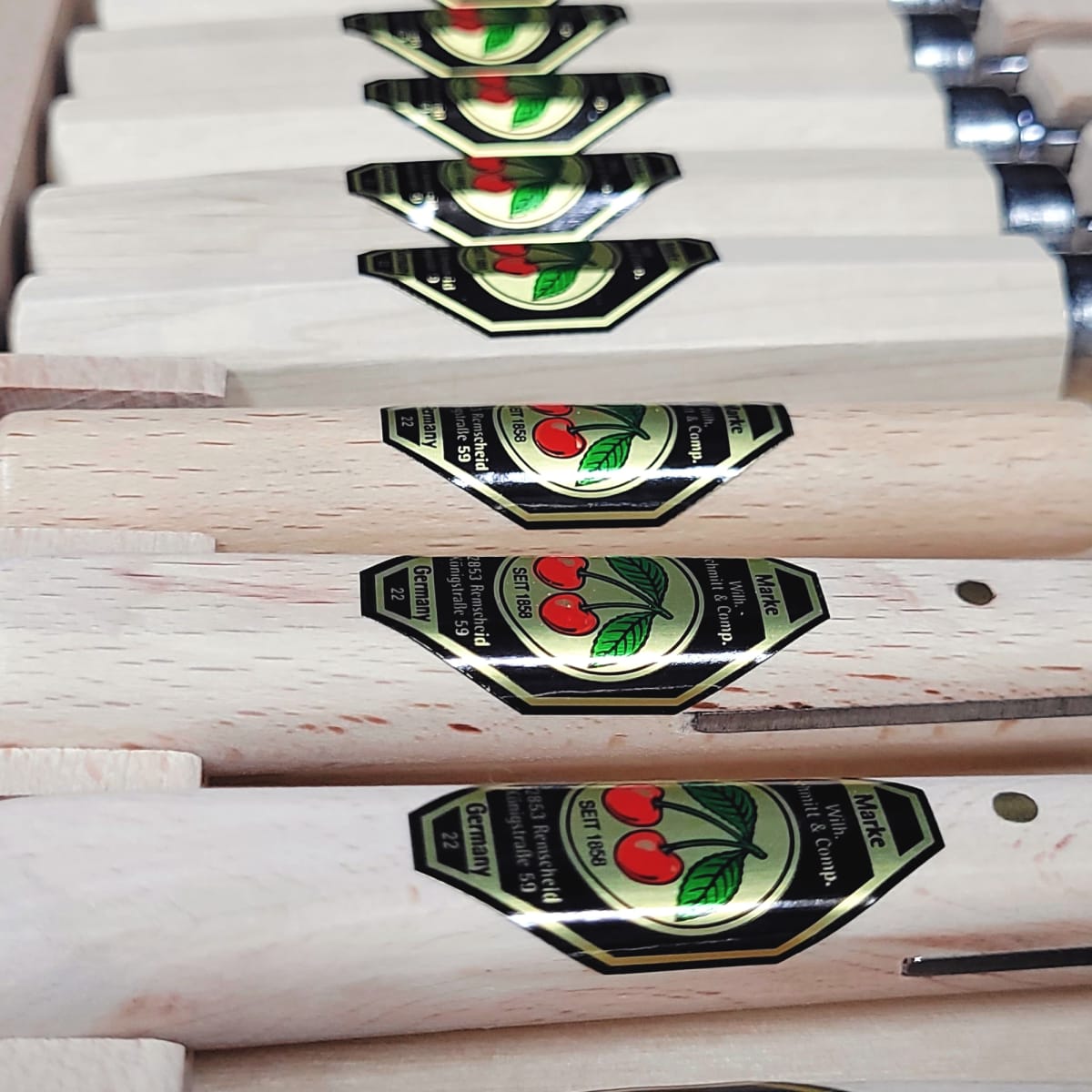 Set 3441 HK de 6 Mini Gubias 4 Cuchillos y 1 Piedra Two Cherries para Xilografia y Tallado17