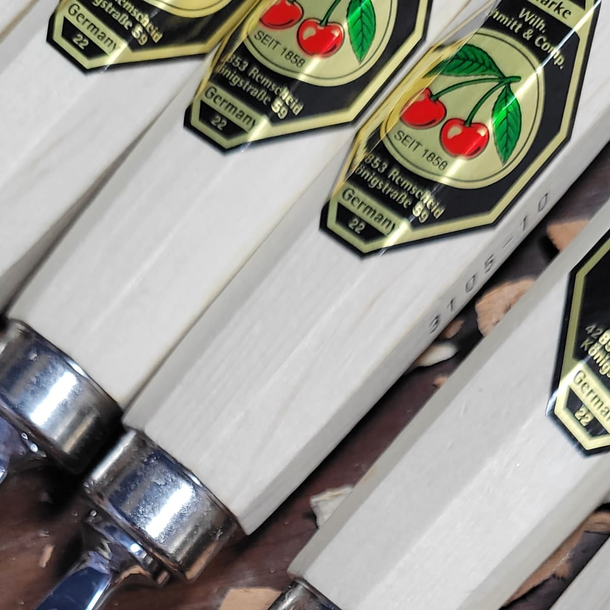 Set 3157 LRT de 12 Gubias 4 Mini Piedras de Arkansas y 1 Estuche de Cuero Two Cherries para Tallado18