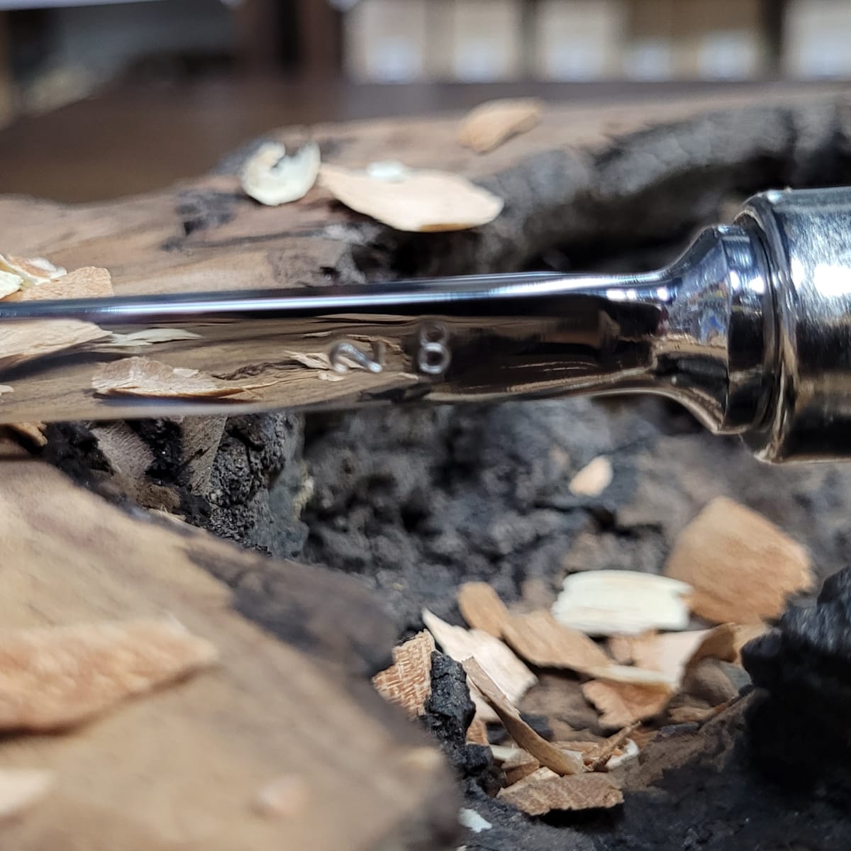 Set 3157 LRT de 12 Gubias 4 Mini Piedras de Arkansas y 1 Estuche de Cuero Two Cherries para Tallado24