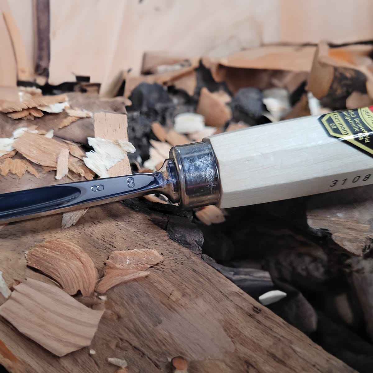 Set 3157 LRT de 12 Gubias 4 Mini Piedras de Arkansas y 1 Estuche de Cuero Two Cherries para Tallado42