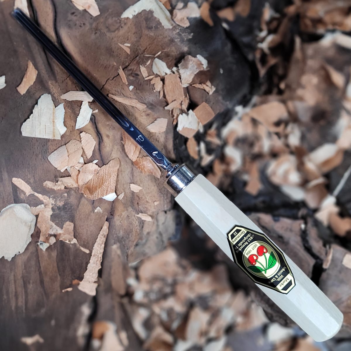 Set 3157 LRT de 12 Gubias 4 Mini Piedras de Arkansas y 1 Estuche de Cuero Two Cherries para Tallado48