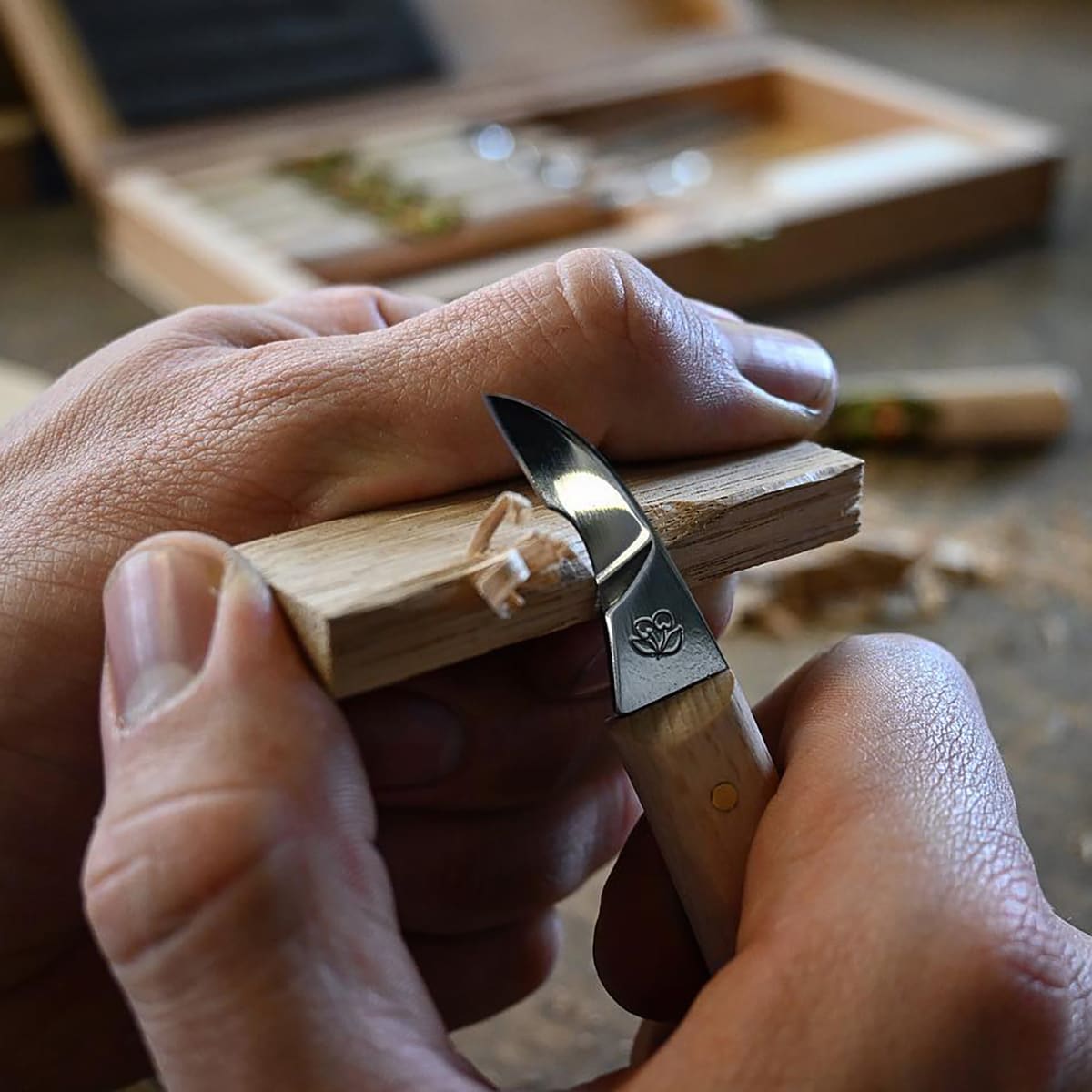 Cuchillo Two Cherries 3351 para Tallado de Madera 0