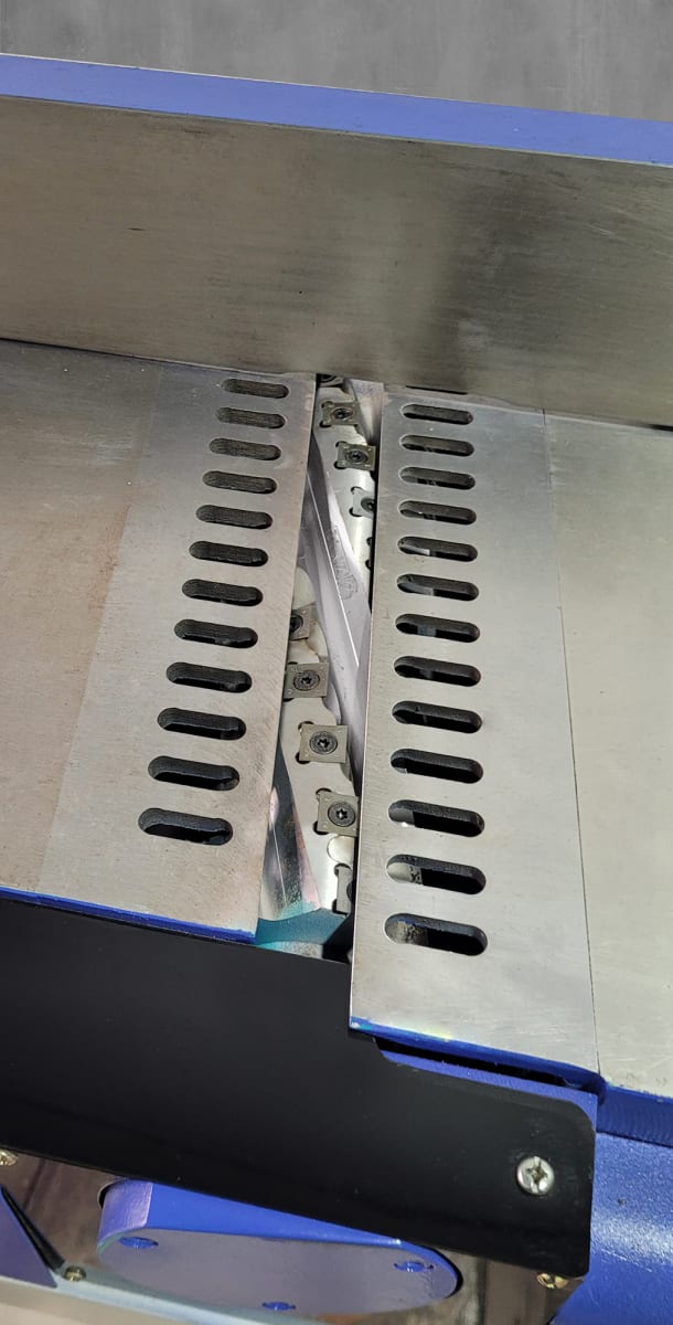 Canteadora Heavy Duty con Cabezal Helicoidal con motor de 4KW 5.5HP Monofásico 220V18