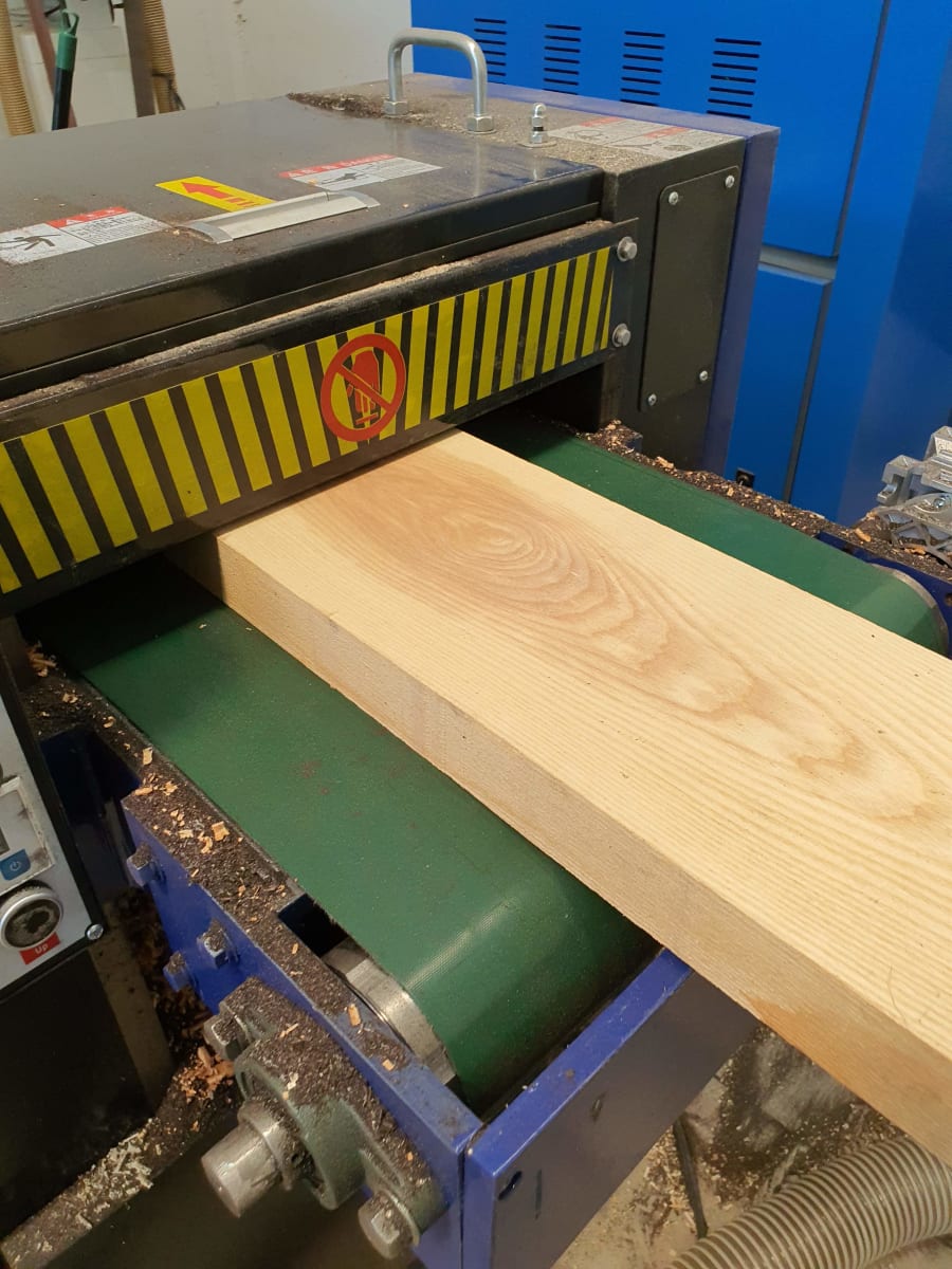 Cepilladora Industrial Automática Cabezal Helicoidal, 380V, Doble Motor de 2.2Kw3