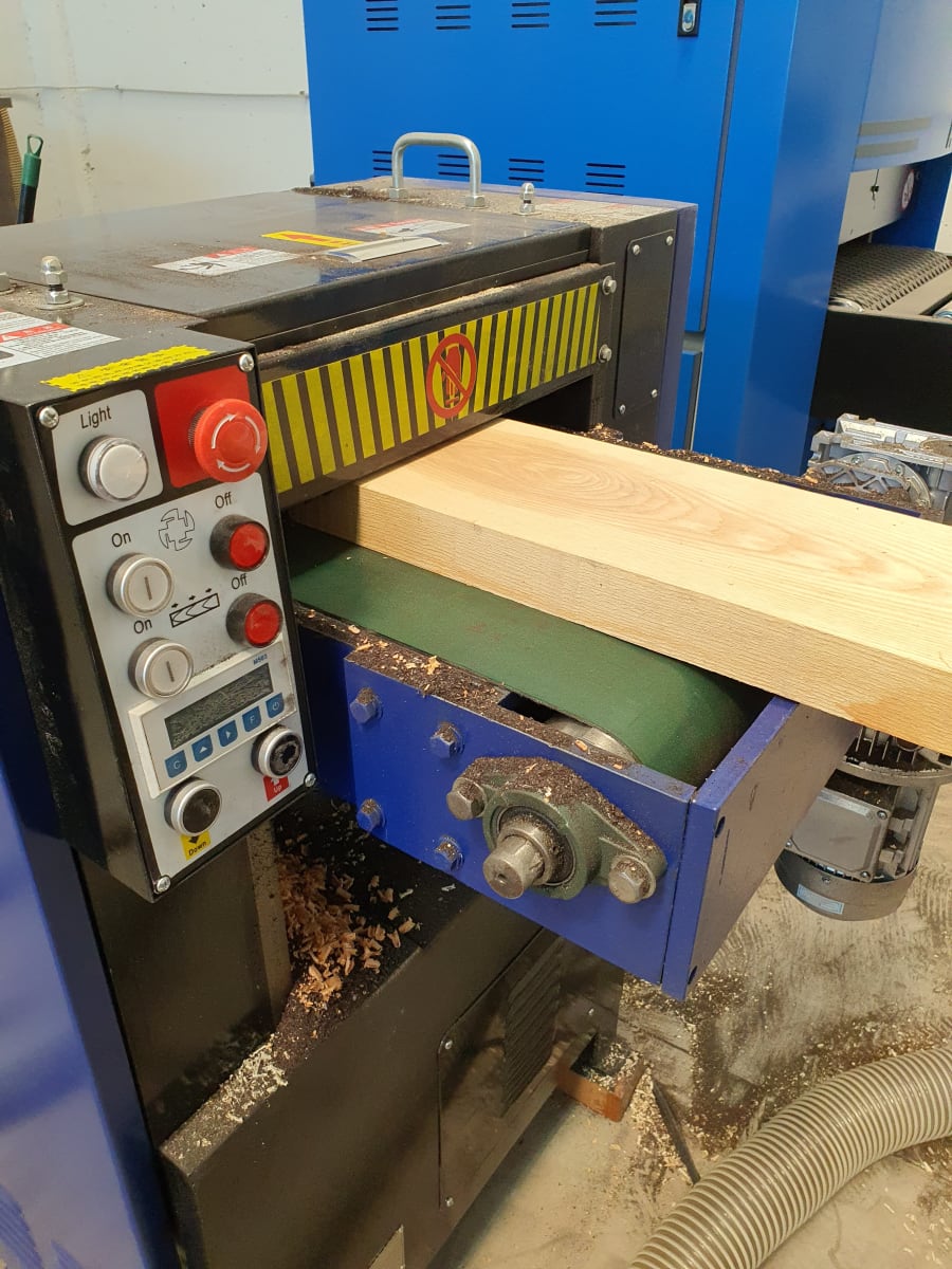 Cepilladora Industrial Automática Cabezal Helicoidal, 380V, Doble Motor de 2.2Kw4