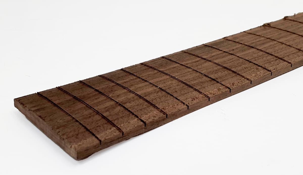 Diapason Ranurado REF: DBW-301 de Black Walnut Especial para Bajo4